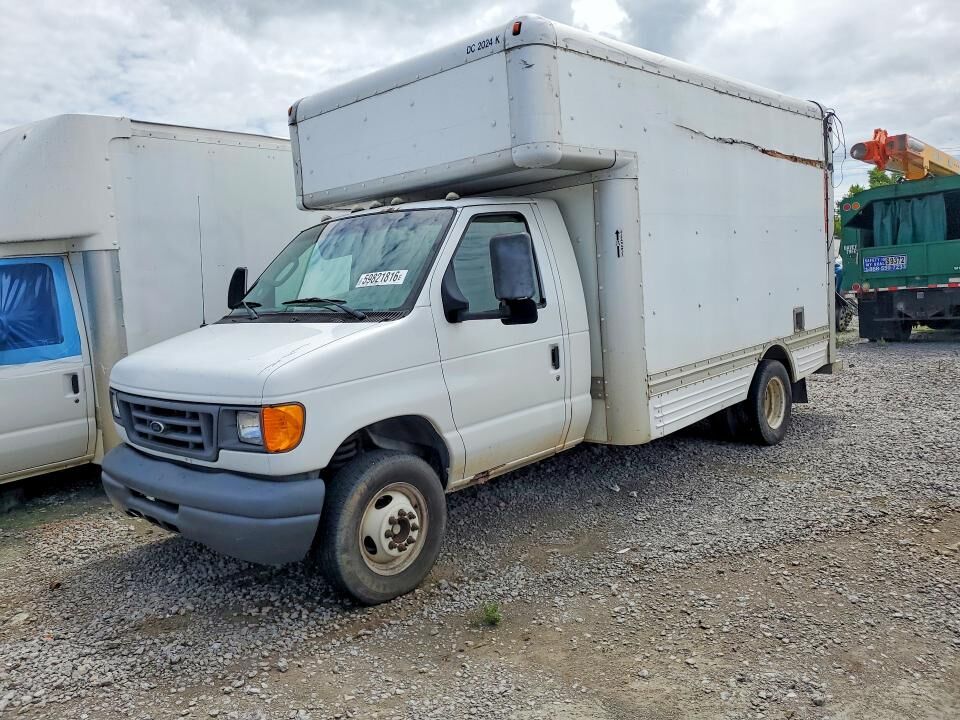 2007 FORD E-450