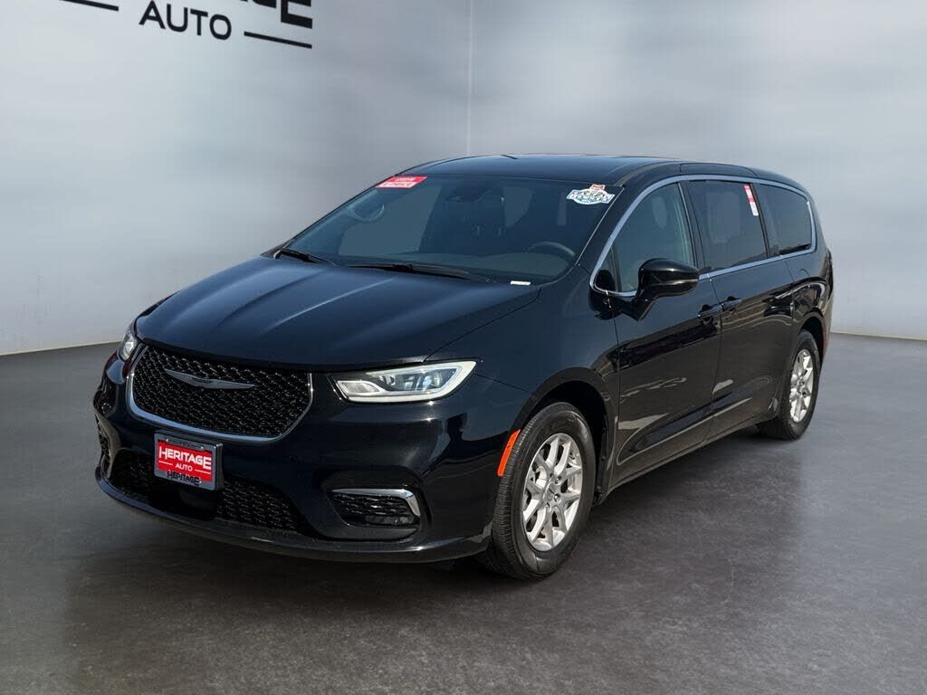 2025 CHRYSLER Pacifica
