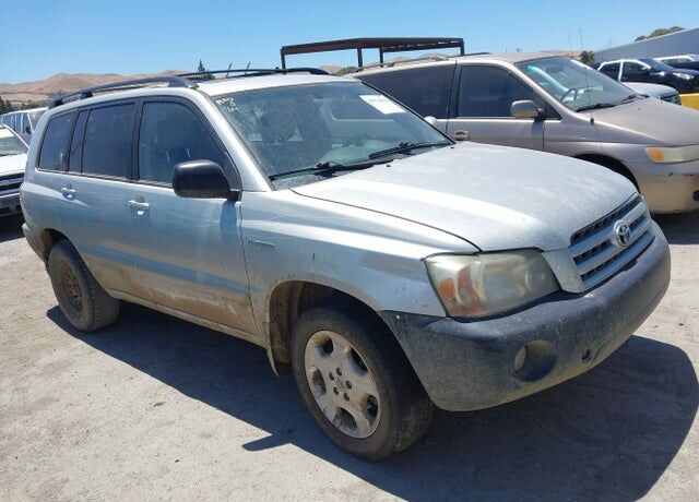 2005 TOYOTA Highlander