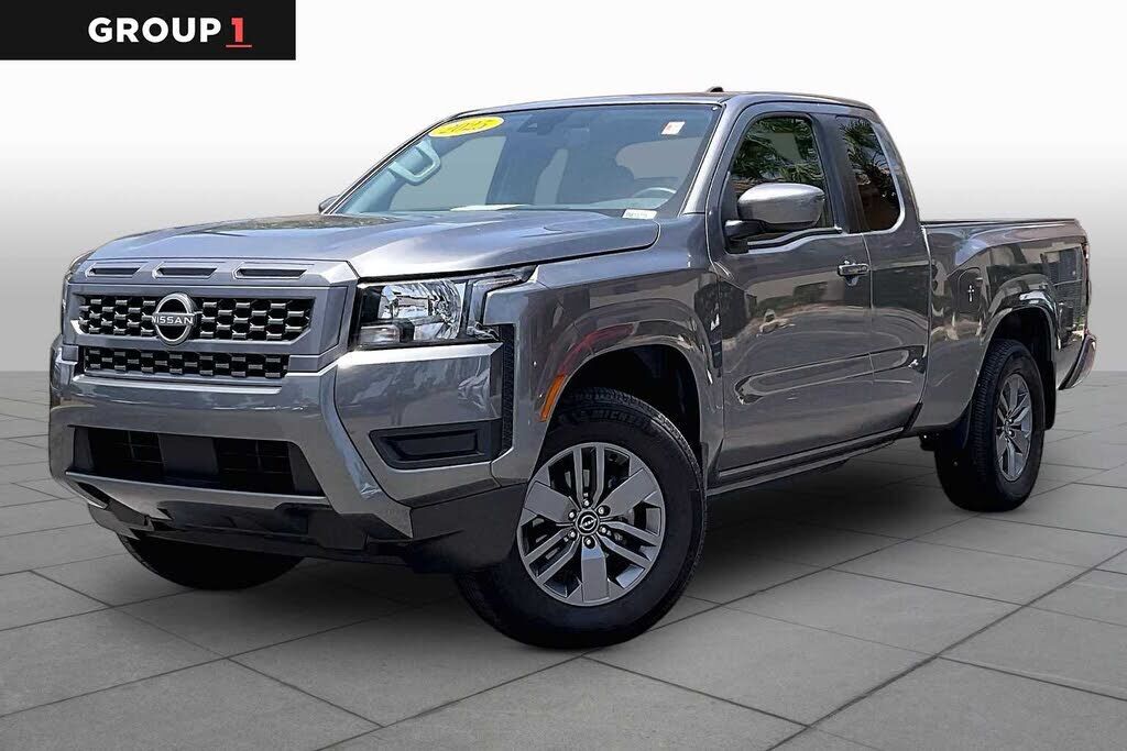 2025 NISSAN Frontier