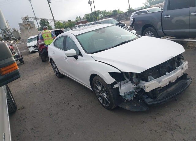 2017 MAZDA Mazda6