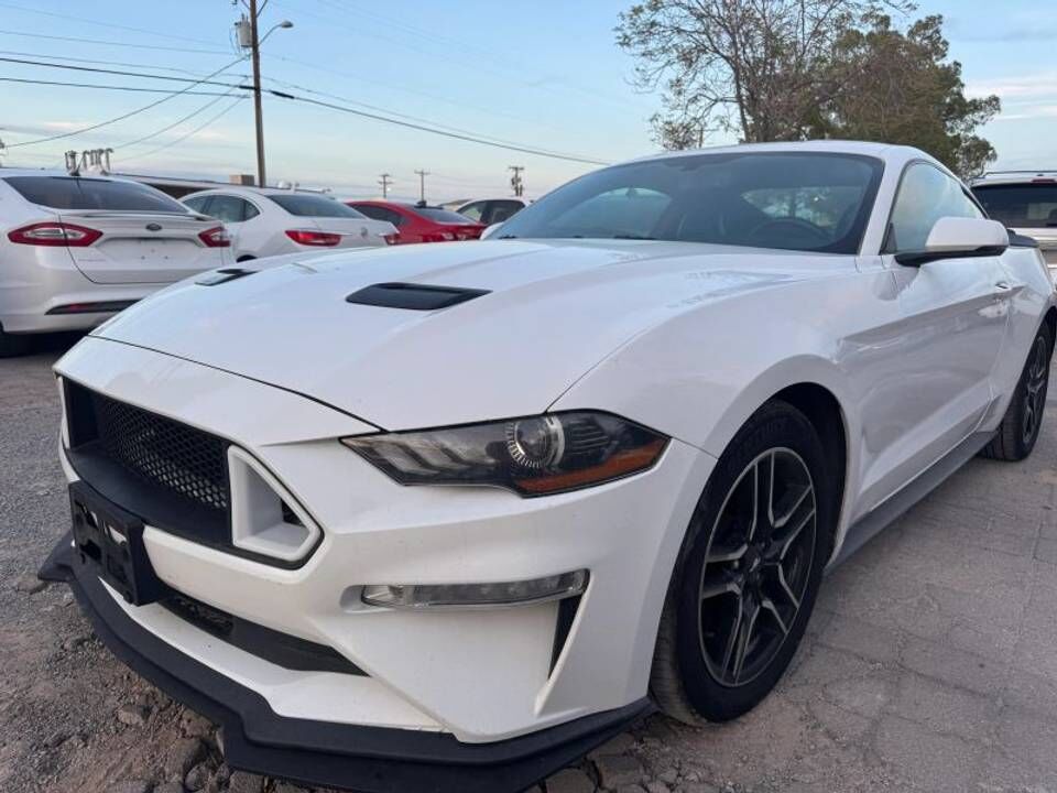 2020 FORD Mustang
