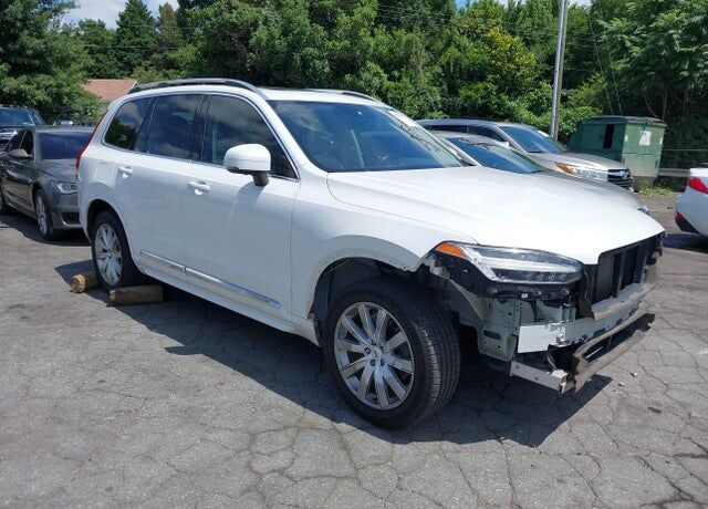 2018 VOLVO XC90