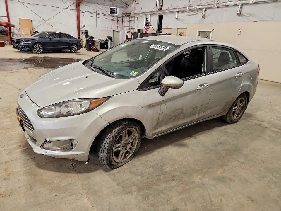2017 FORD Fiesta