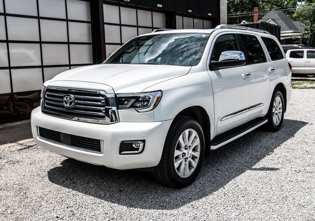 2020 TOYOTA Sequoia