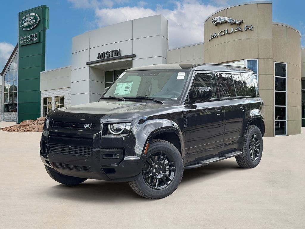 2026 LAND ROVER Defender