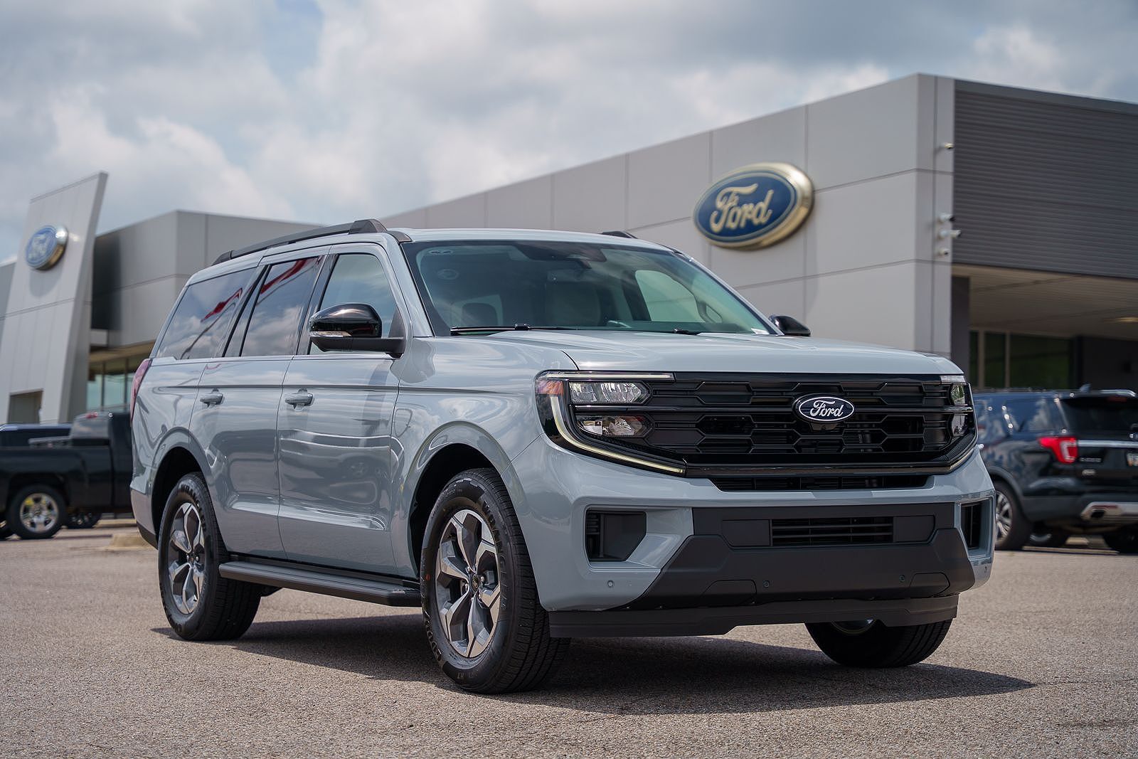 2027 FORD Expedition