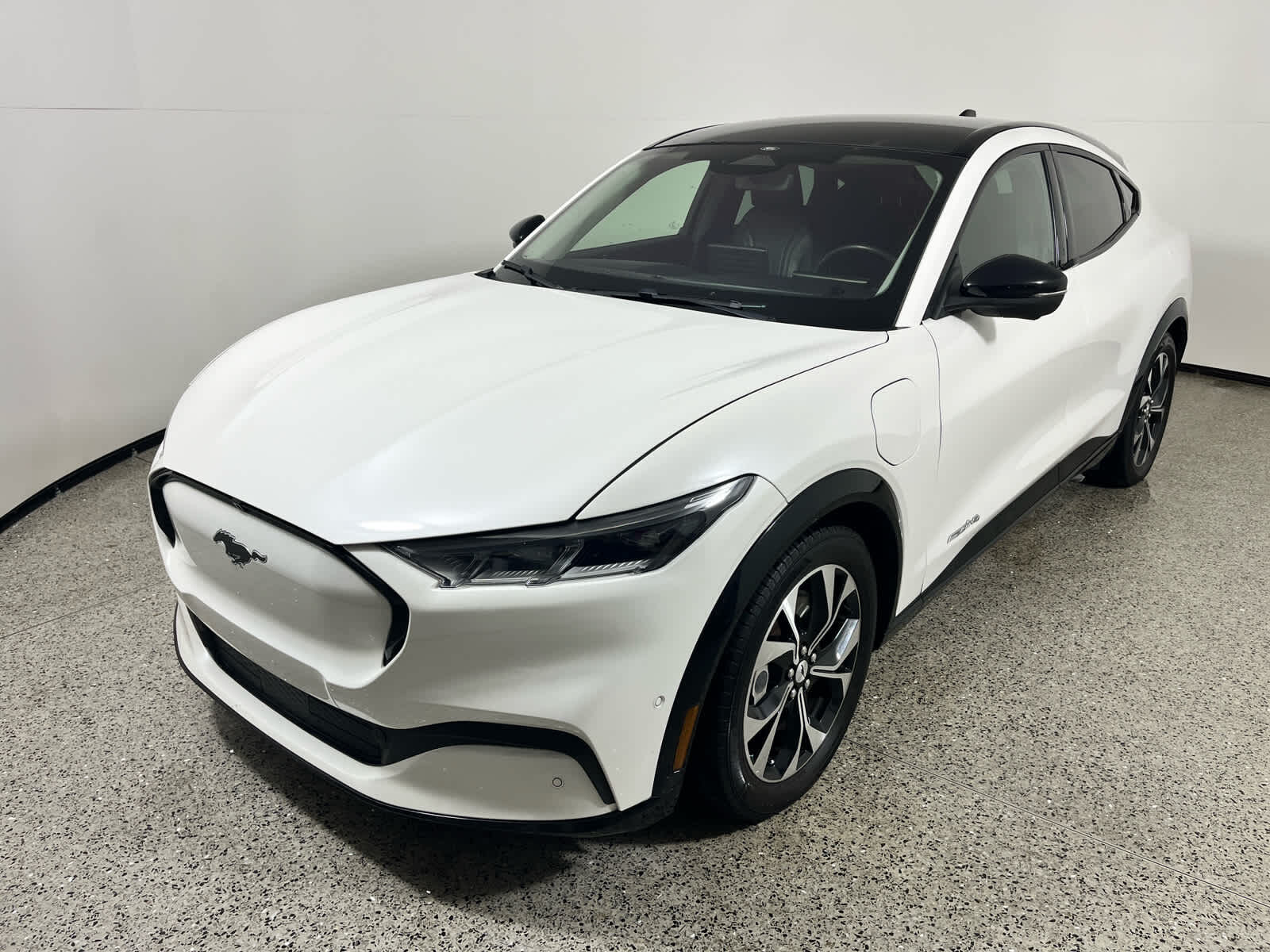 2021 FORD Mach-E
