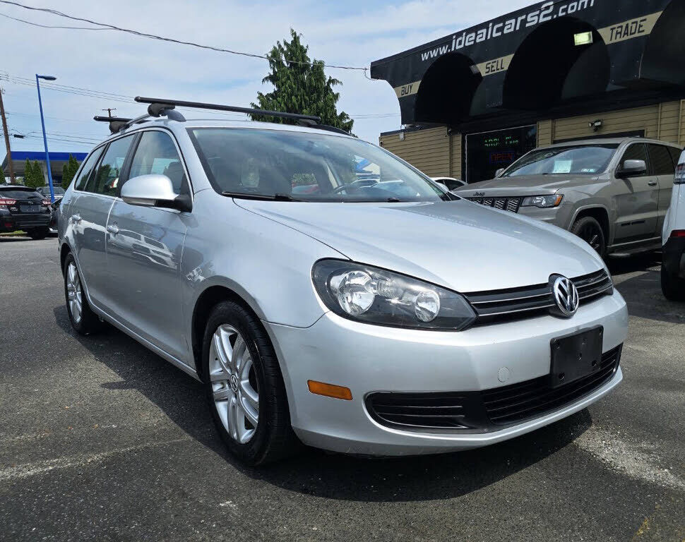 2011 VOLKSWAGEN Jetta Wagon