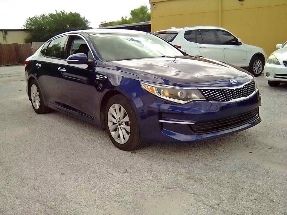 2017 KIA Optima