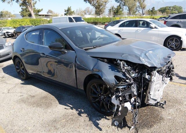 2025 MAZDA Mazda3