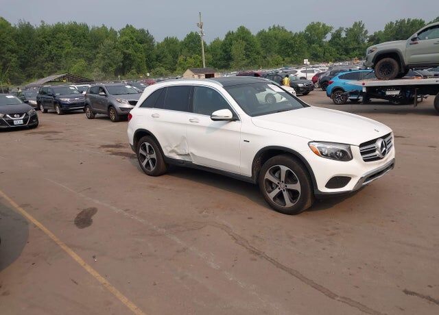 2016 MERCEDES-BENZ GLC-Class