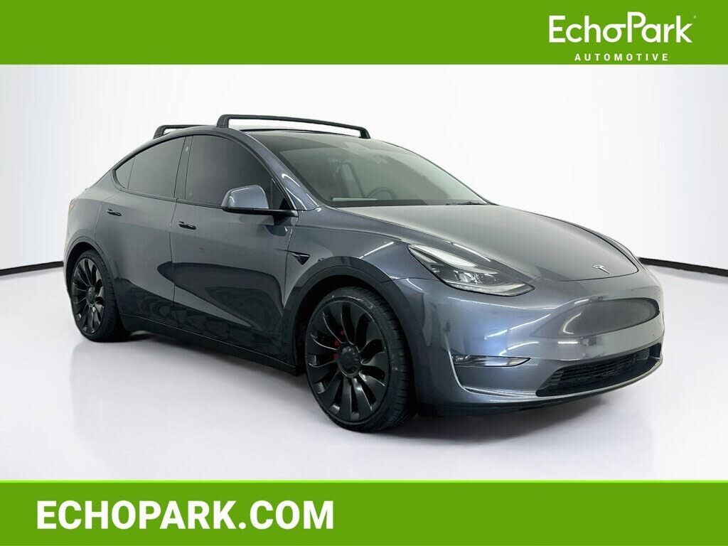 2022 TESLA Model Y