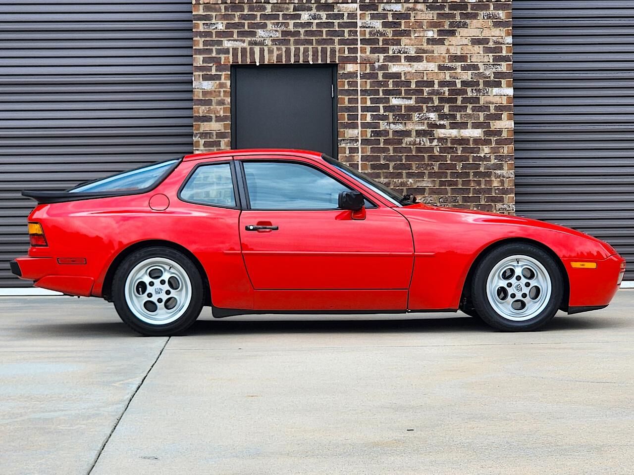 1986 PORSCHE 944