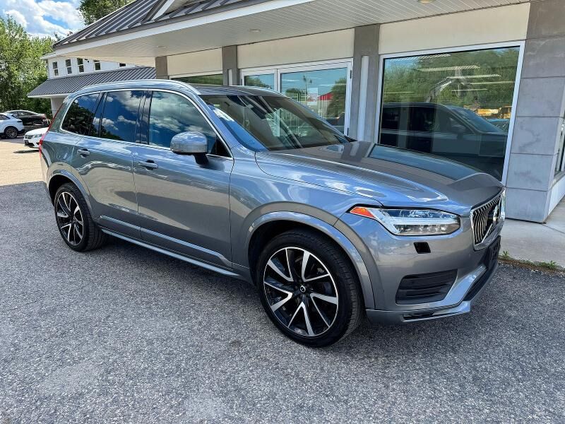 2020 VOLVO XC90