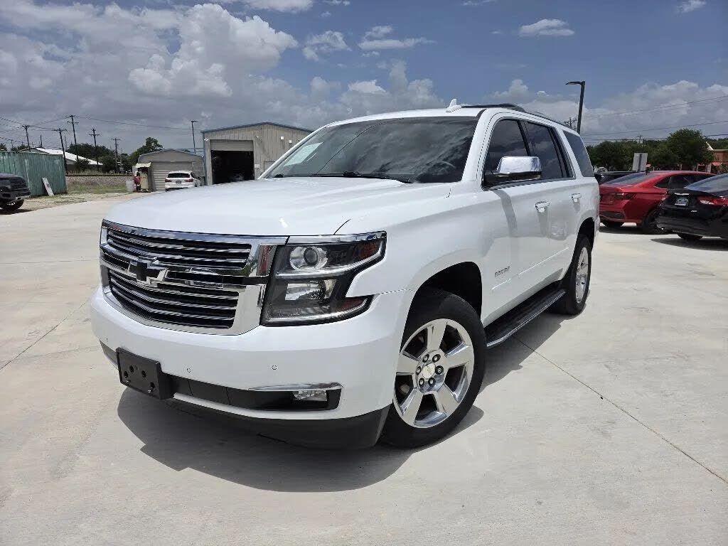 2017 CHEVROLET Tahoe