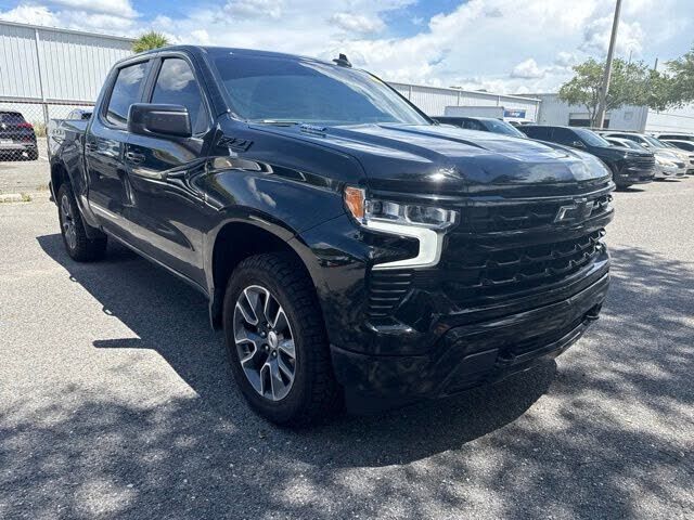 2024 CHEVROLET Silverado