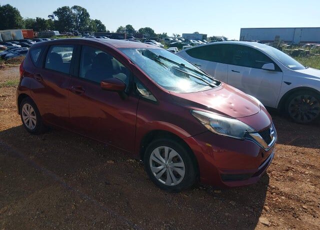 2017 NISSAN Versa