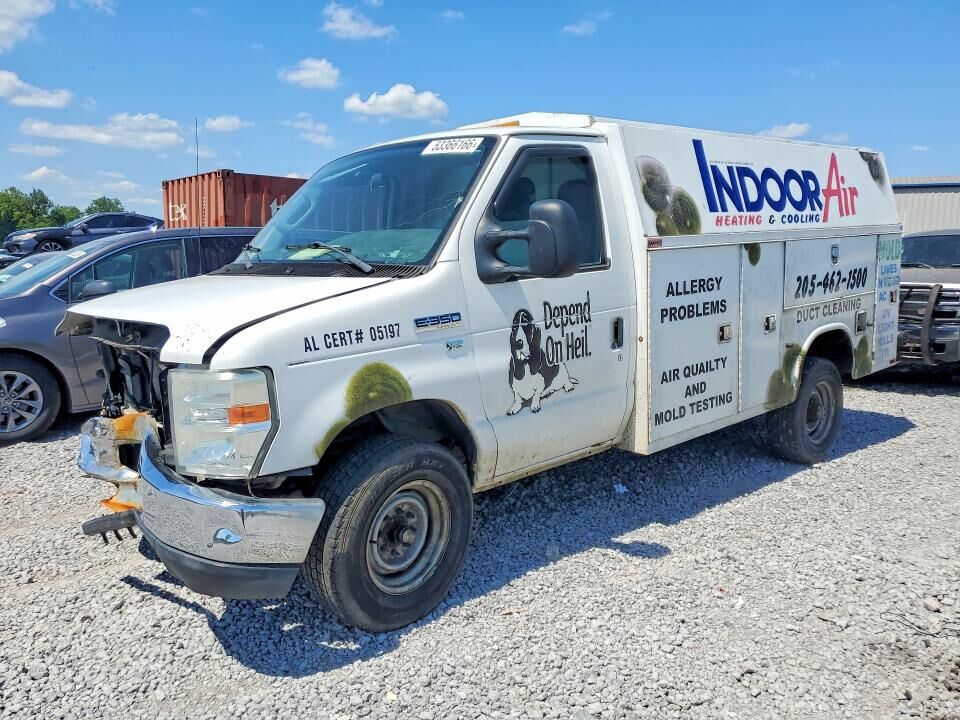 2011 FORD E-350