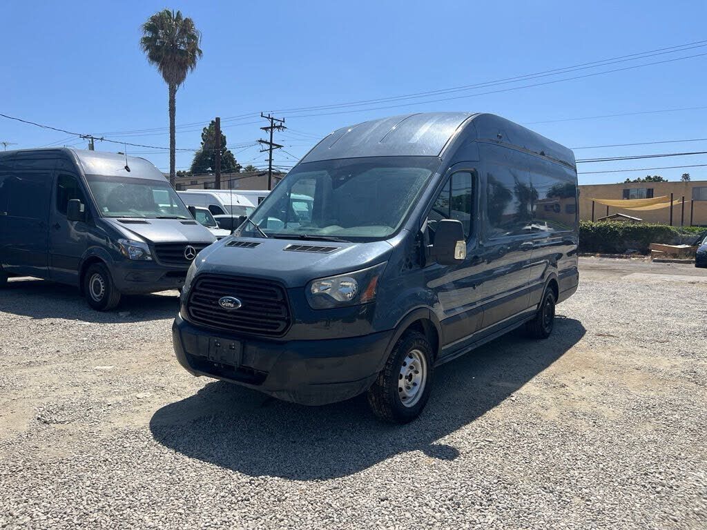 2019 FORD Transit