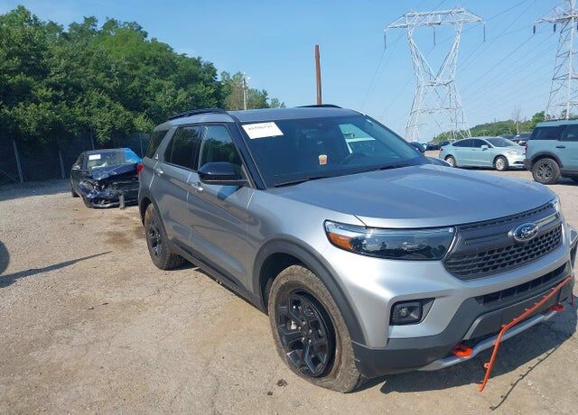 2024 FORD Explorer