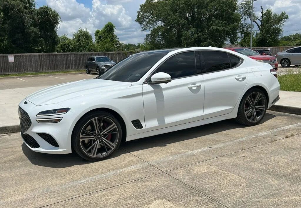 2025 GENESIS G70
