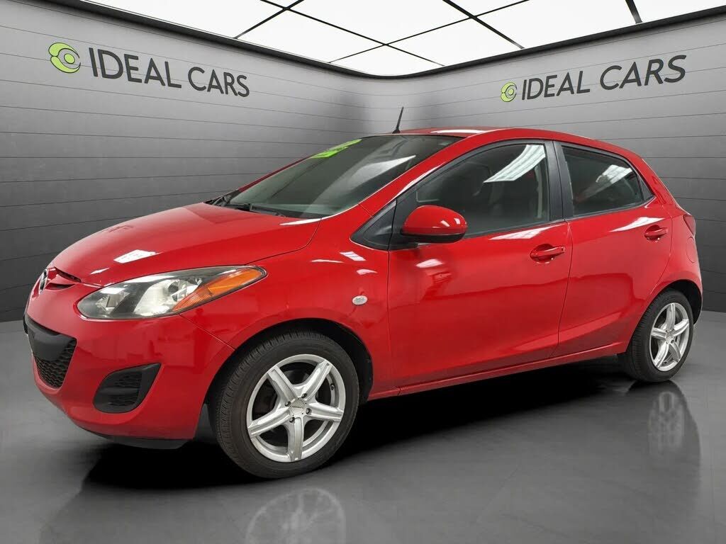 2012 MAZDA Mazda2