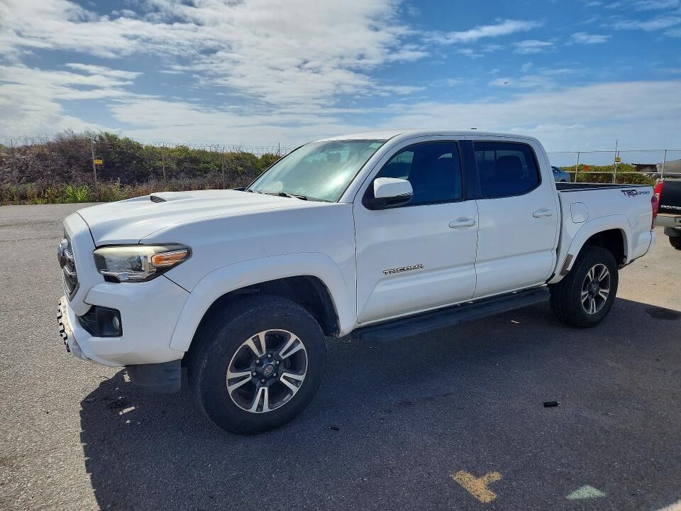 2017 TOYOTA Tacoma