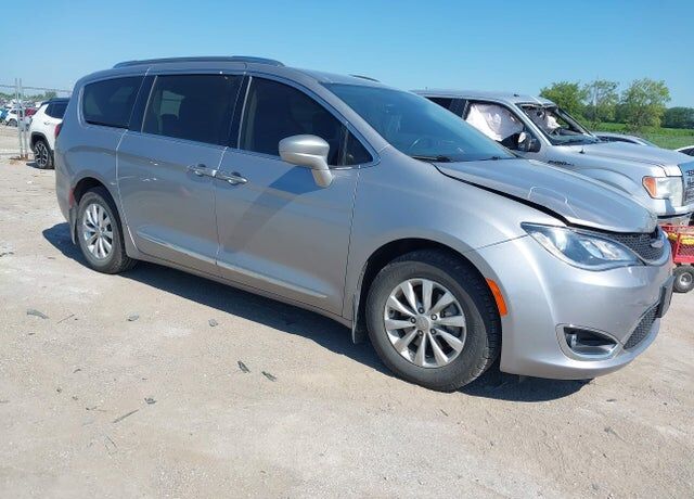 2019 CHRYSLER Pacifica