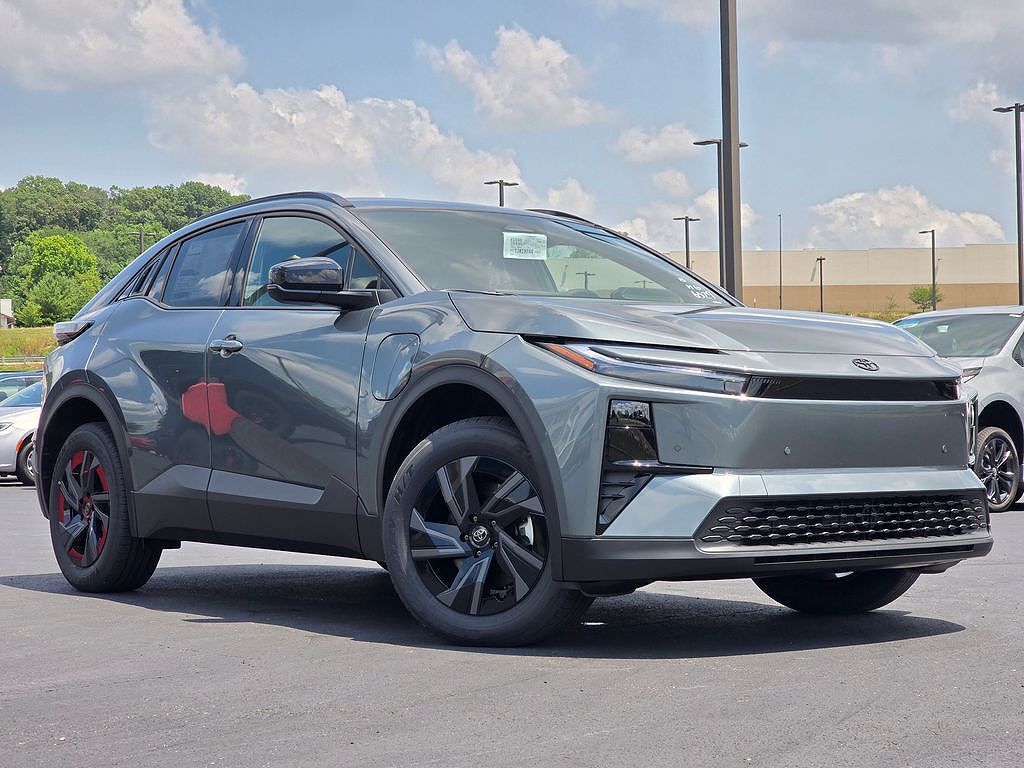 2026 TOYOTA C-HR