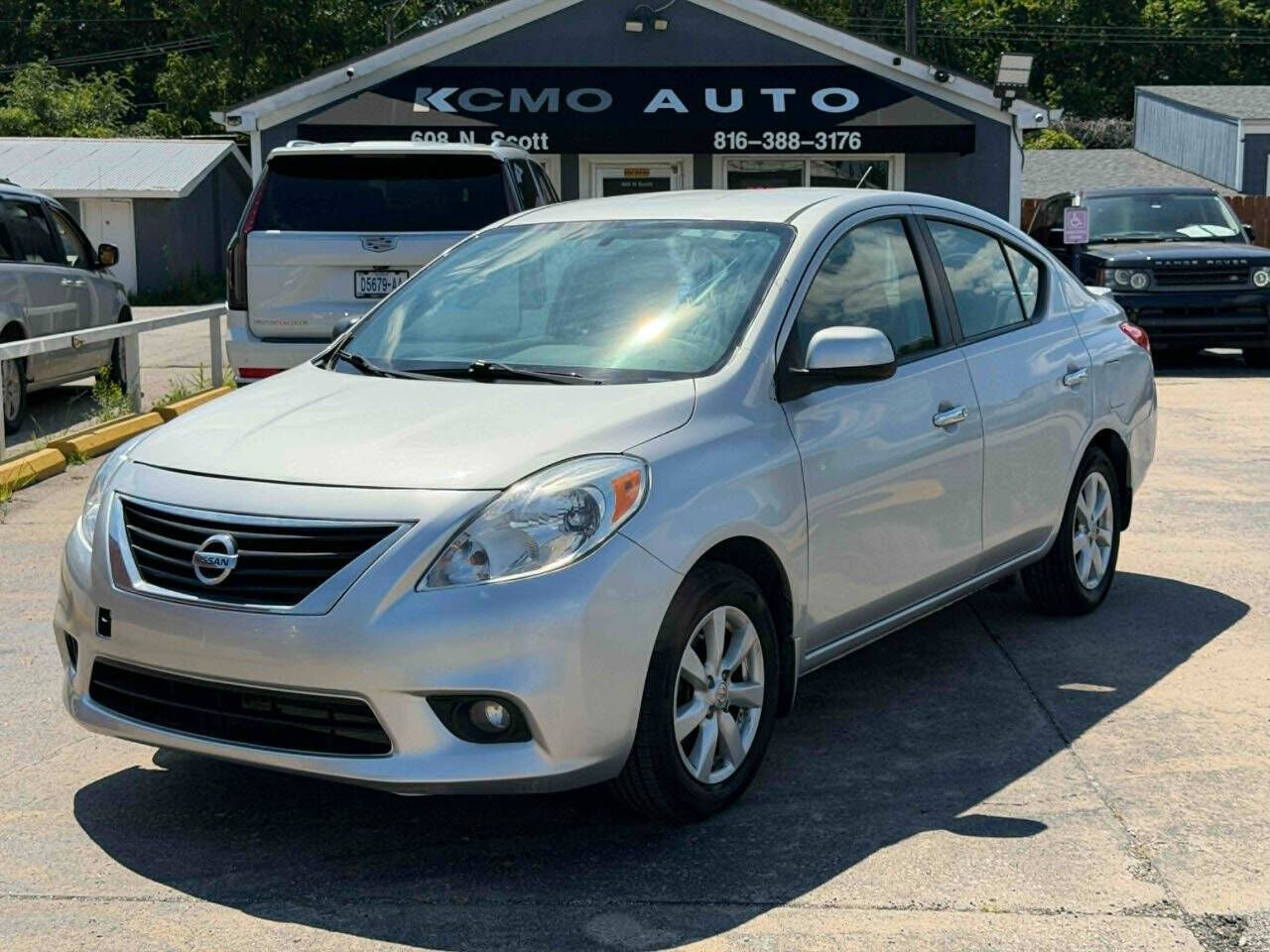 2013 NISSAN Versa