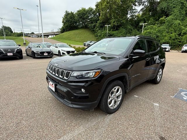 2024 JEEP Compass