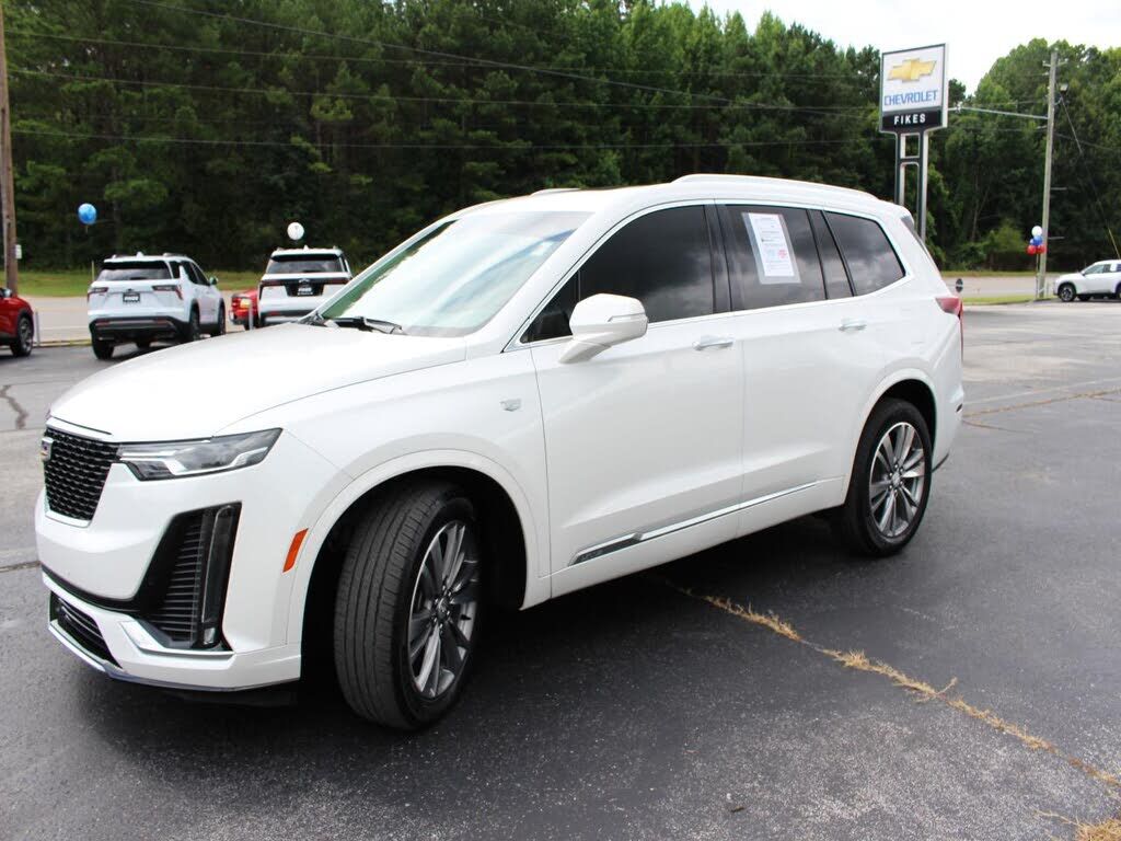 2022 CADILLAC XT6