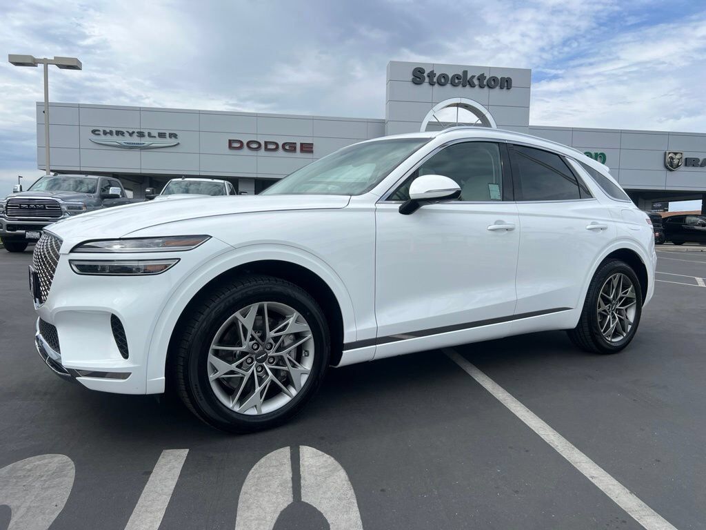 2023 GENESIS GV70