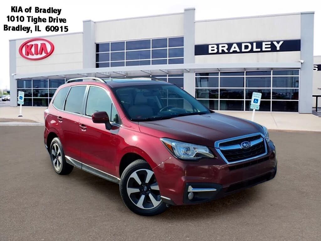 2017 SUBARU Forester