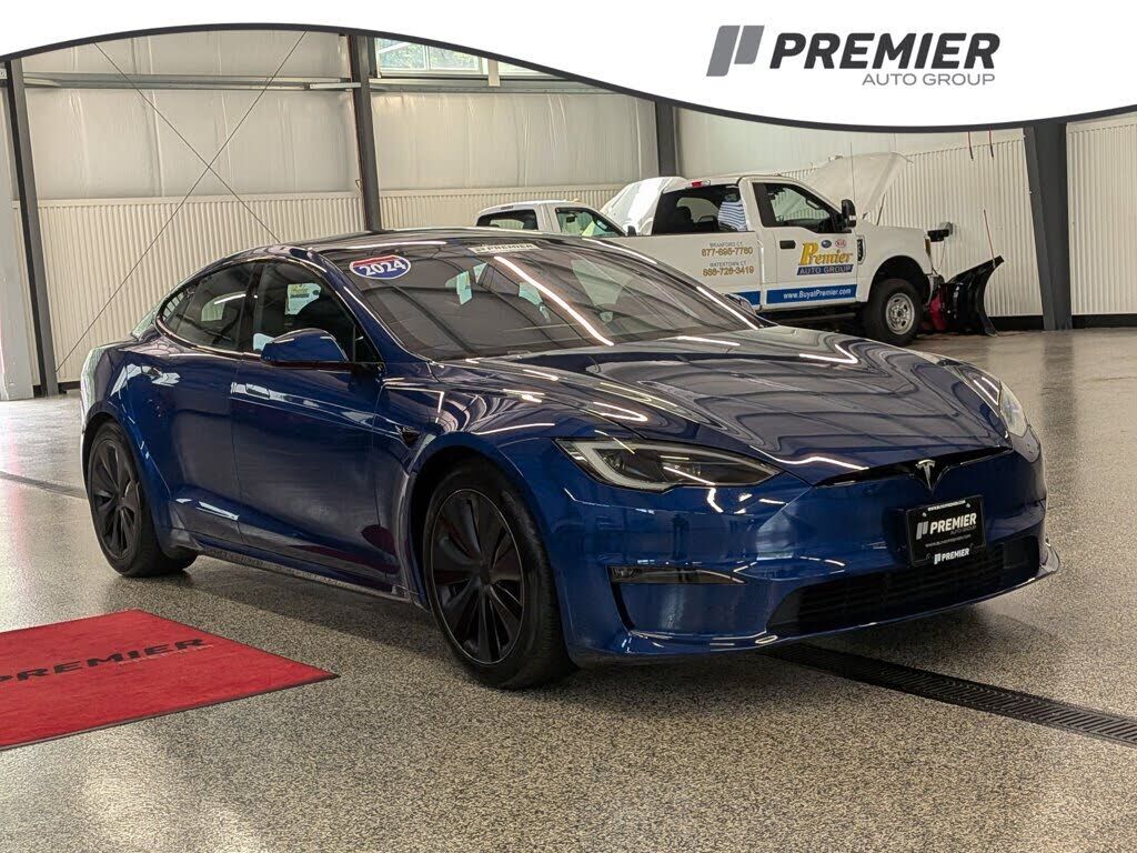 2024 TESLA Model S