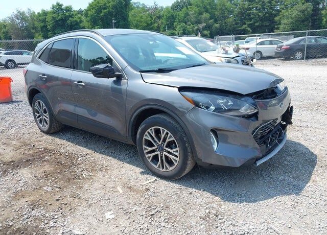 2021 FORD Escape