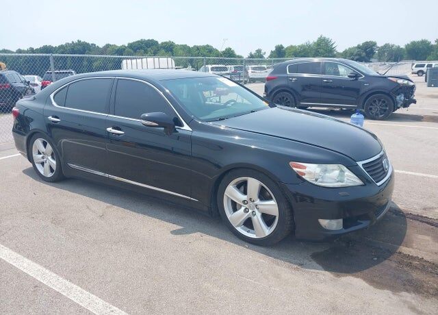 2011 LEXUS LS