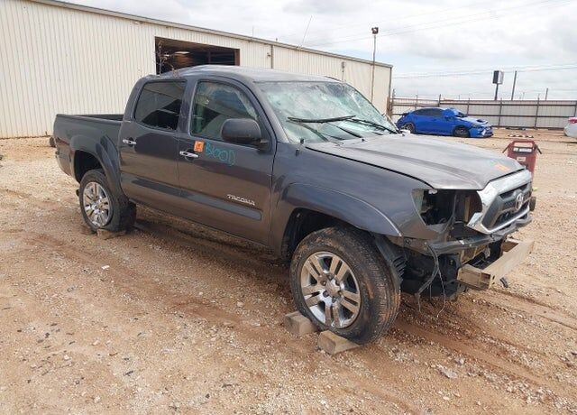 2013 TOYOTA Tacoma