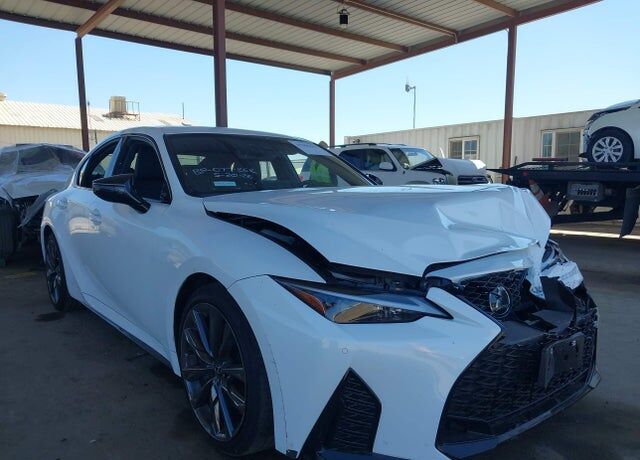 2025 LEXUS IS