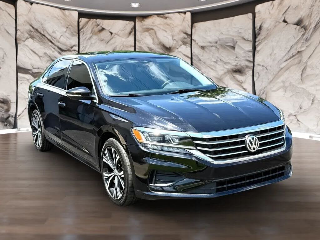 2022 VOLKSWAGEN Passat