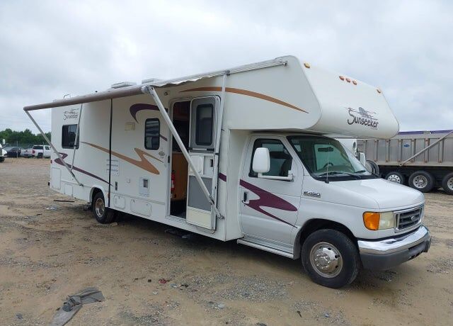 2006 FORD E-450
