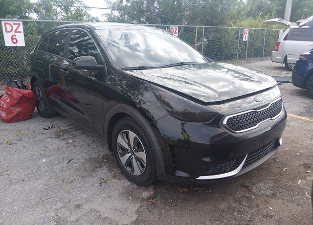 2017 KIA Niro