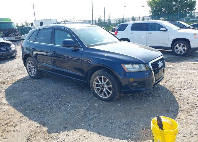 2010 AUDI Q5