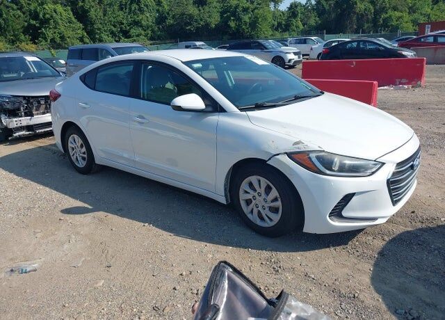 2017 HYUNDAI Elantra
