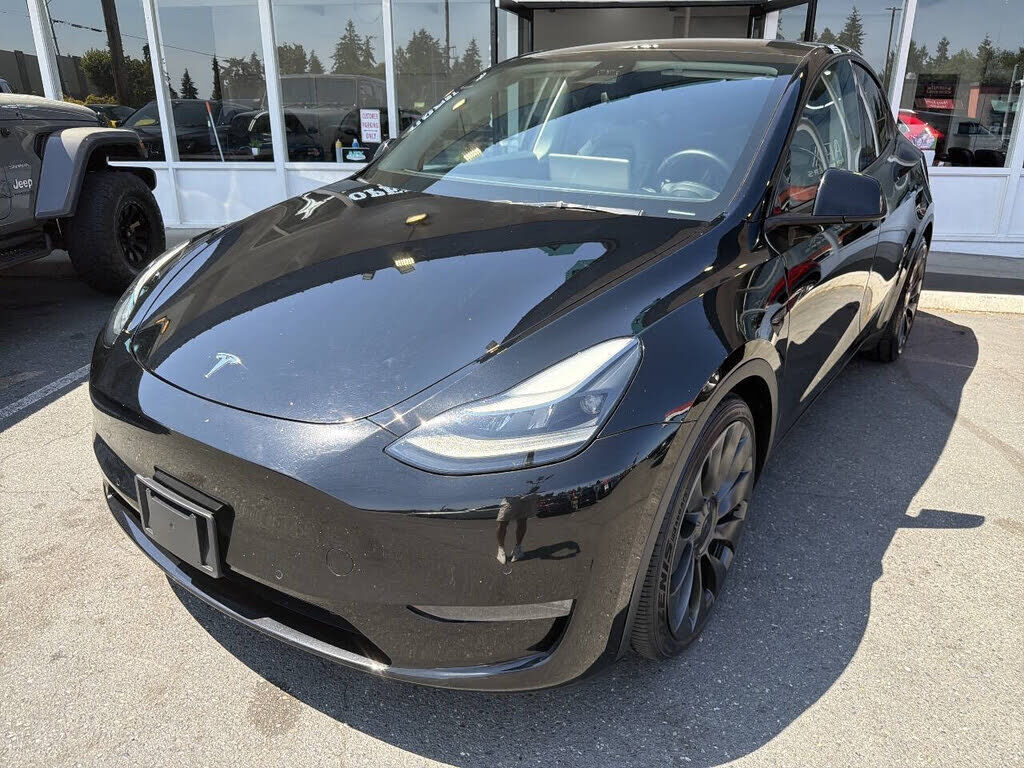 2022 TESLA Model Y