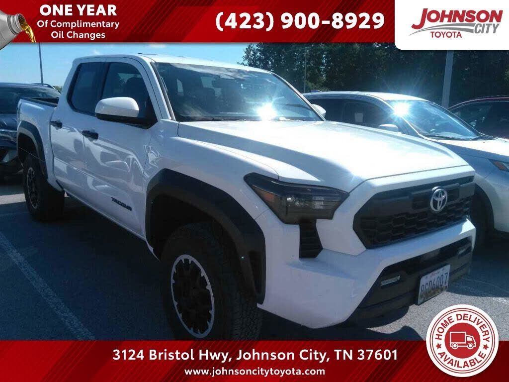 2024 TOYOTA Tacoma