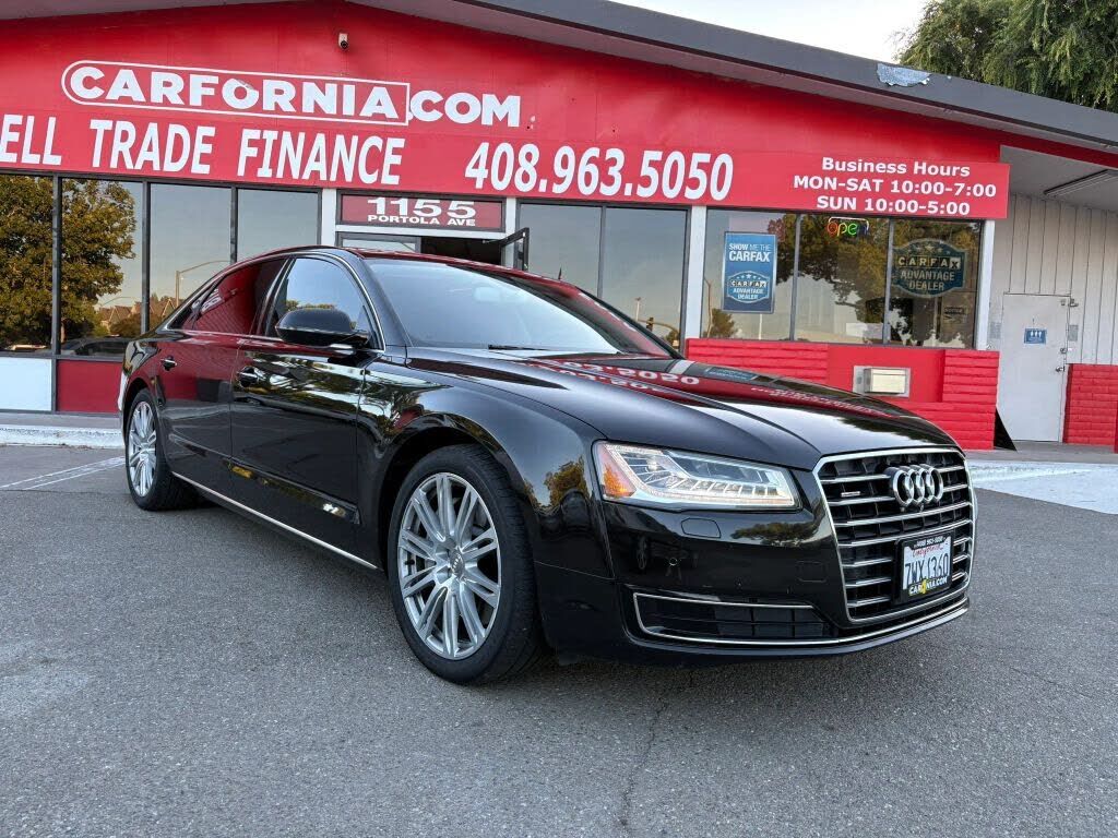 2016 AUDI A8
