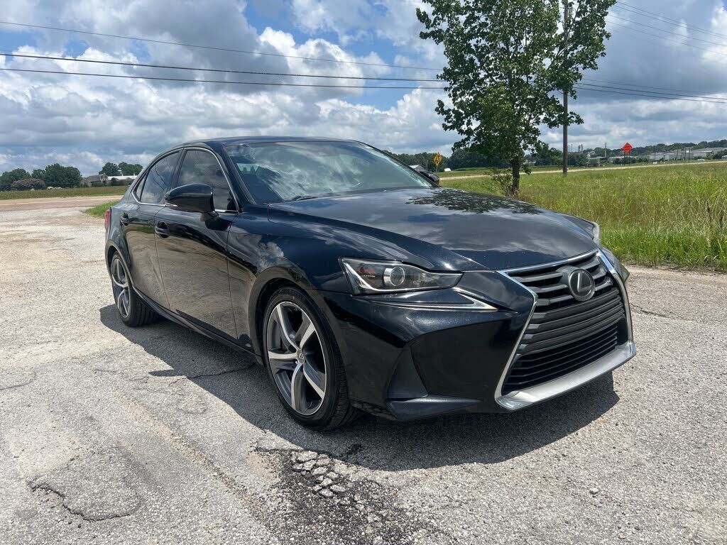2017 LEXUS IS