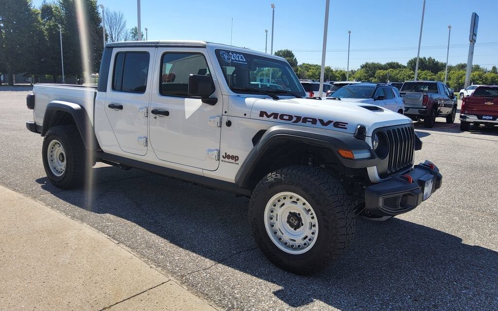 2023 JEEP Gladiator